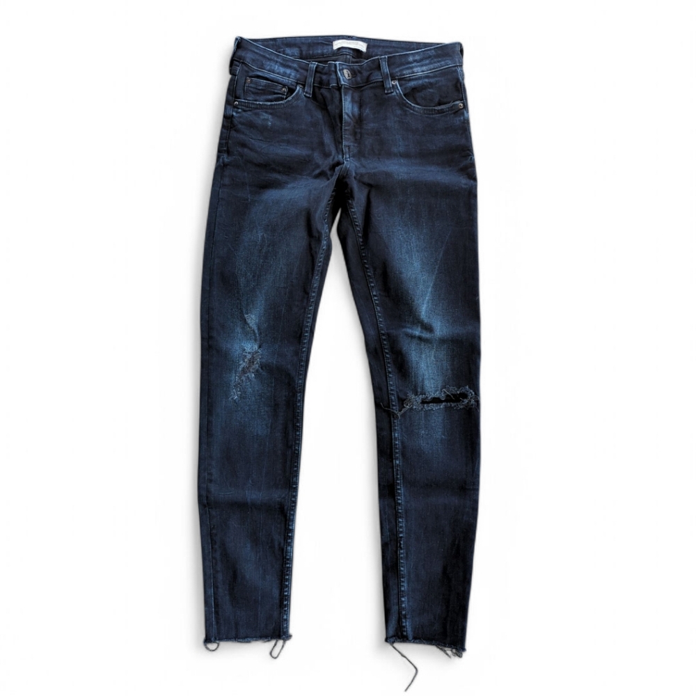 ZARA Premium Denim Collection  Dark Wash Raw Hem Mid Rise Skinny Jeans Women's 6